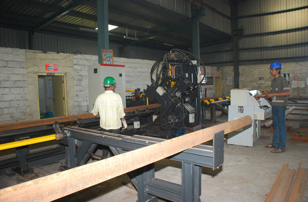 CNC Angle Punching and Shearing Machine